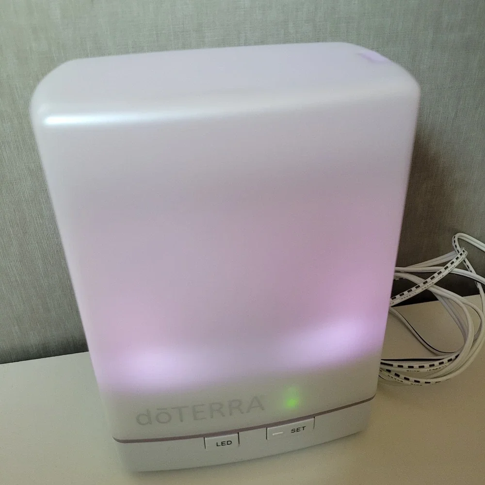 doTERRA‎ Aroma Lite Diffuser - Large Room Ultrasonic Essential Oil Diffuser
